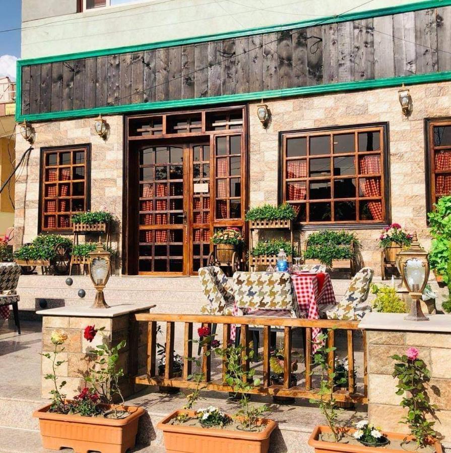 Italian House Hotel Baghdād Esterno foto
