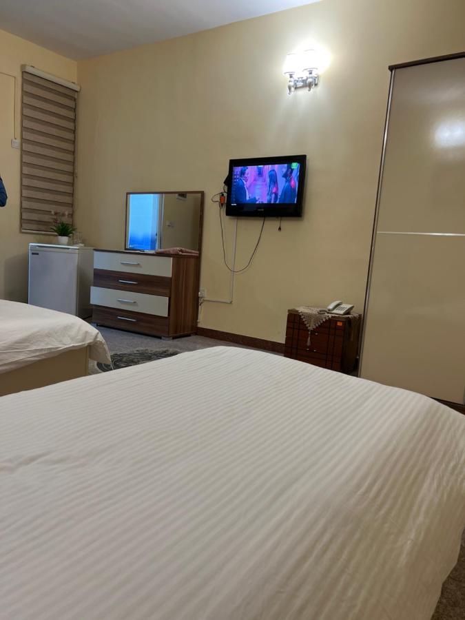Italian House Hotel Baghdād Esterno foto
