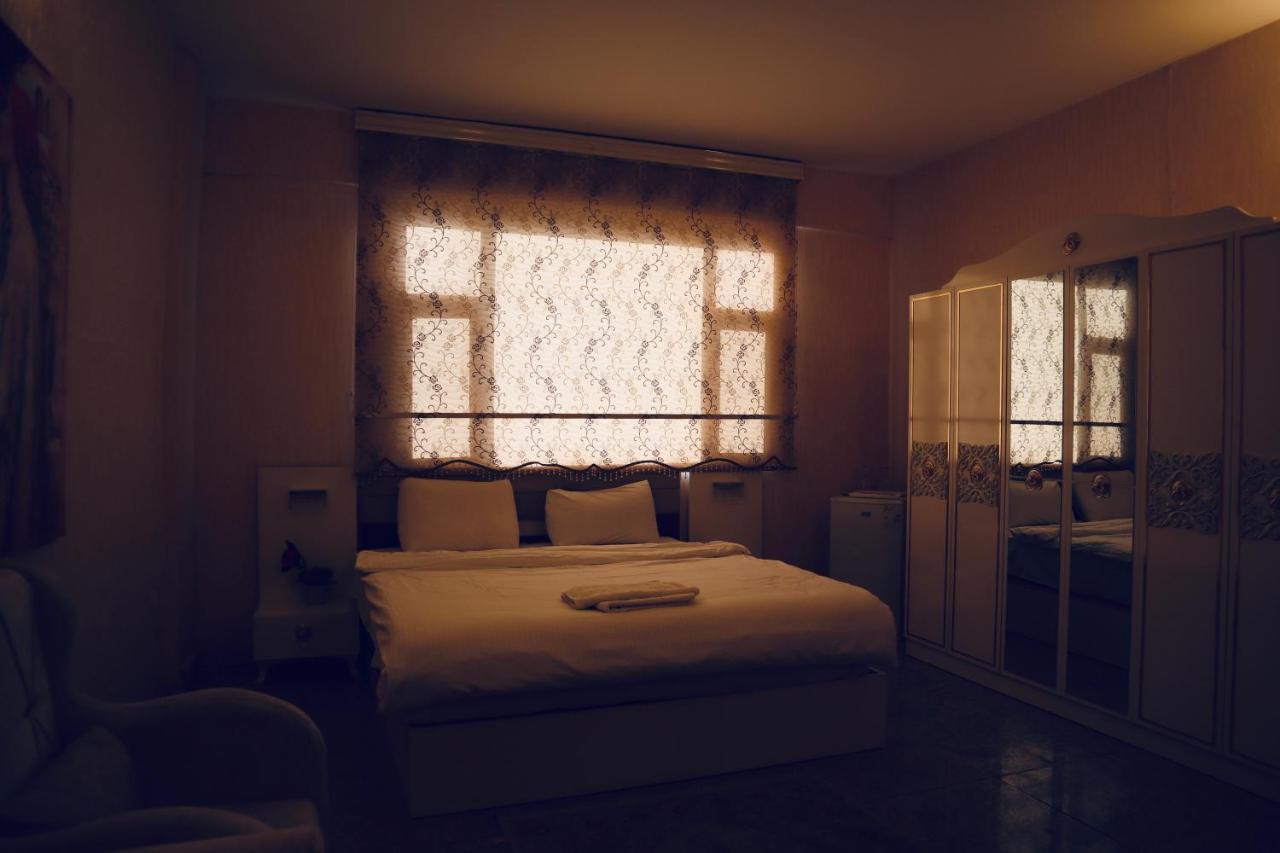 Italian House Hotel Baghdād Esterno foto