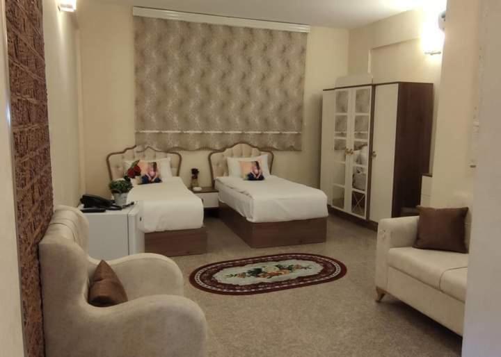 Italian House Hotel Baghdād Esterno foto