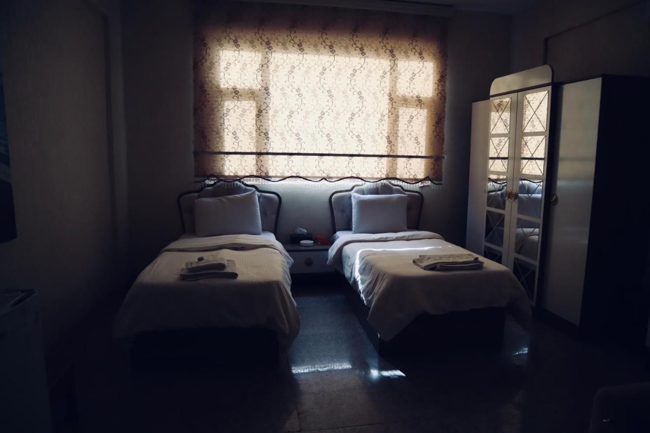 Italian House Hotel Baghdād Esterno foto