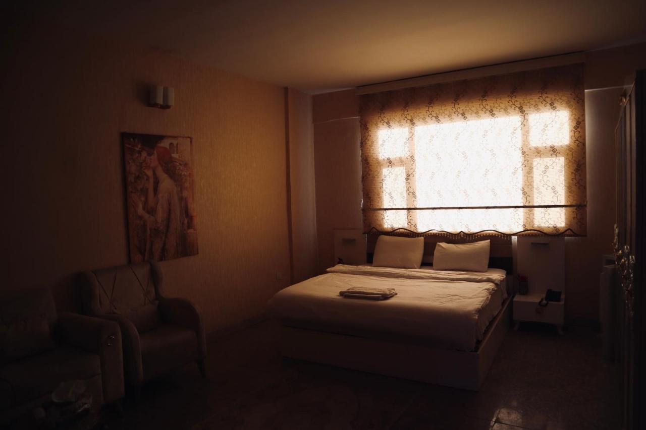 Italian House Hotel Baghdād Esterno foto