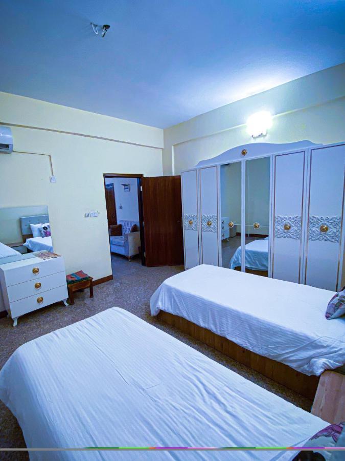 Italian House Hotel Baghdād Esterno foto